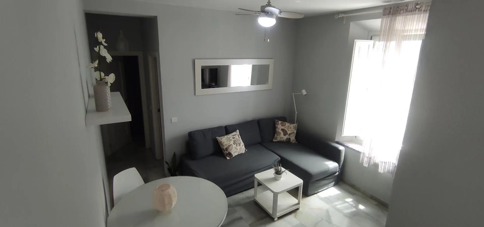 Lovely Apartment In Pedregalejo Malaga