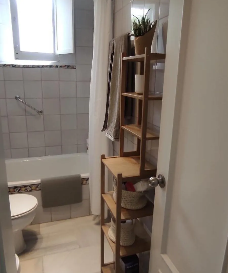 Lovely Apartment In Pedregalejo Malaga